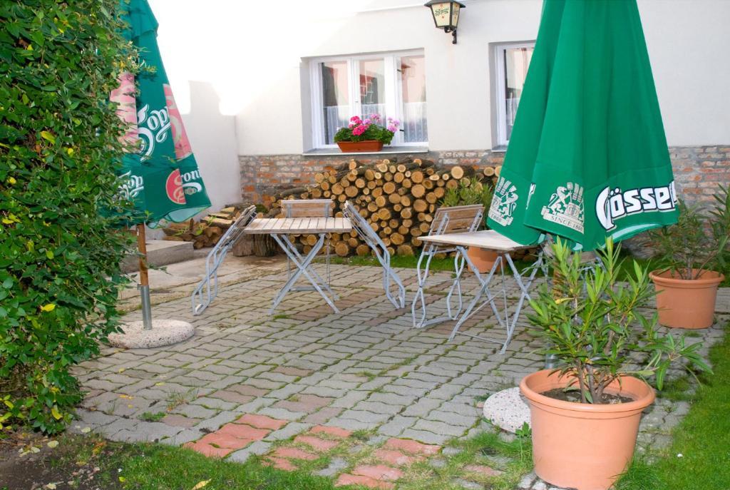 Haramia Csapszek Es Fogado Hotel Szombathely Luaran gambar